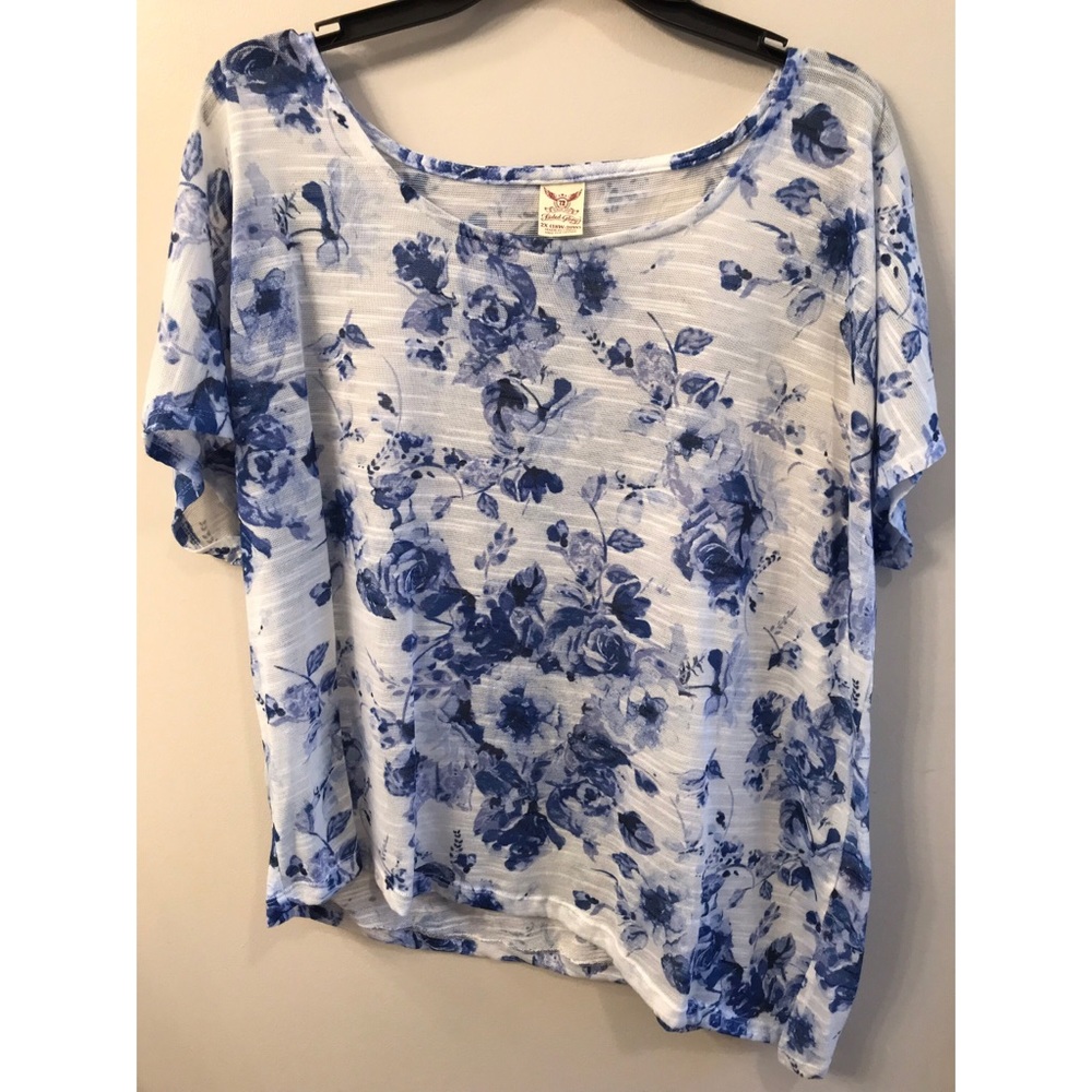 Blue floral crop top